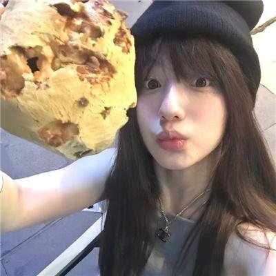 俺娘田小草海报