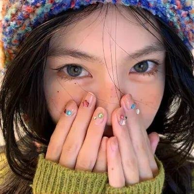 尼克·克罗尔：小小大男孩海报